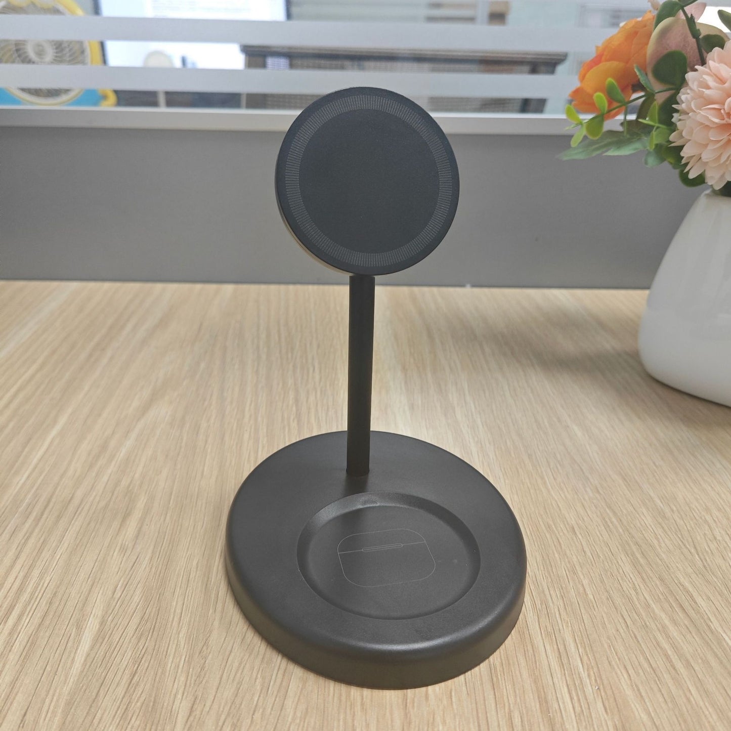 Rotatable Three-in-one Wireless Charger